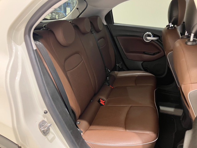 フィアット 500X クロスプラス 4WDの中古車