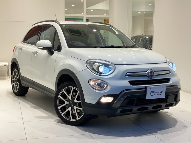 フィアット 500X クロスプラス 4WDの中古車
