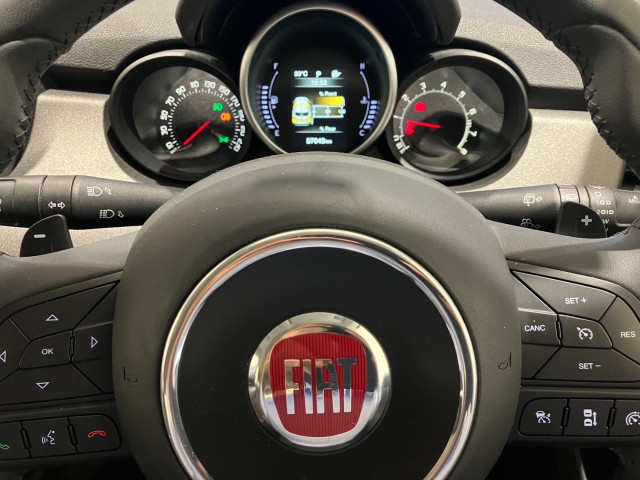 フィアット 500X クロスプラス 4WDの中古車