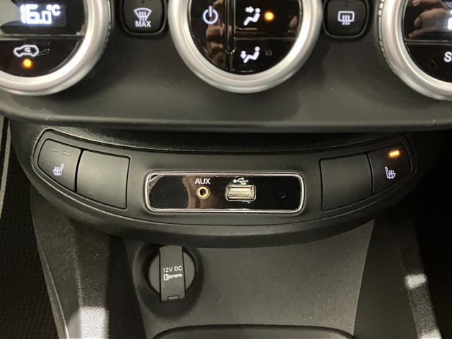 フィアット 500X クロスプラス 4WDの中古車