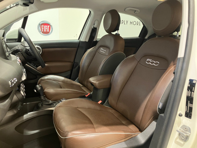 フィアット 500X クロスプラス 4WDの中古車