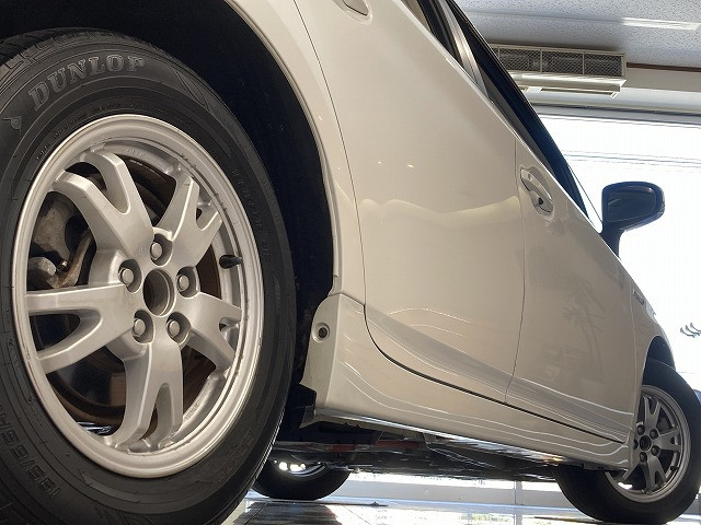 トヨタ プリウス 1.8 Sの中古車