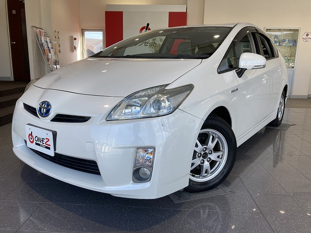 トヨタ プリウス 1.8 Sの中古車
