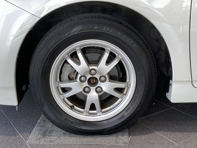 トヨタ プリウス 1.8 Sの中古車