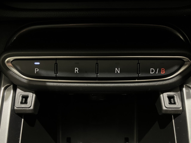 フィアット 600e ラ プリマ ホワイト パッケージの中古車