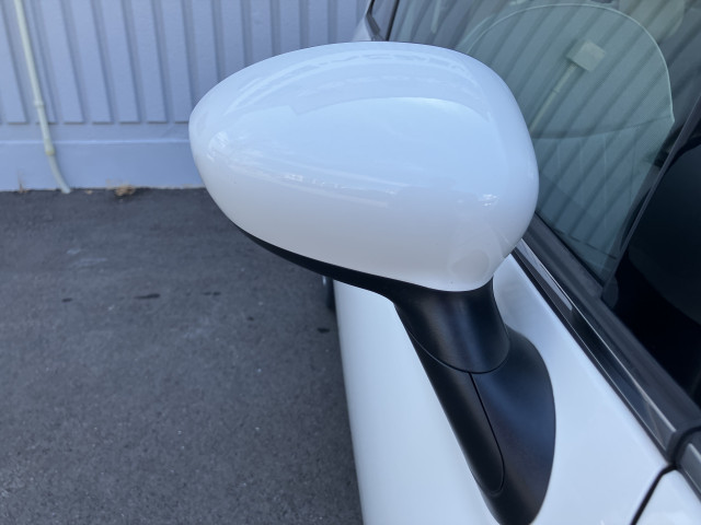 フィアット 500 1.2 8V Lounge RHDの中古車
