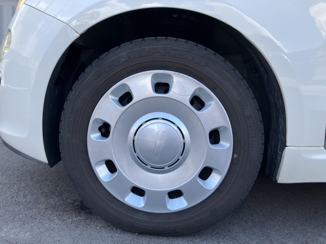 フィアット 500 1.2 8V Lounge RHDの中古車