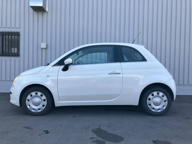 フィアット 500 1.2 8V Lounge RHDの中古車