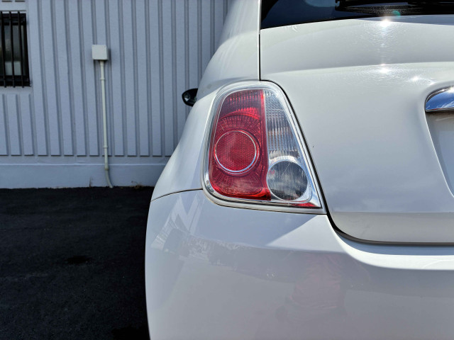 フィアット 500 1.2 8V Lounge RHDの中古車