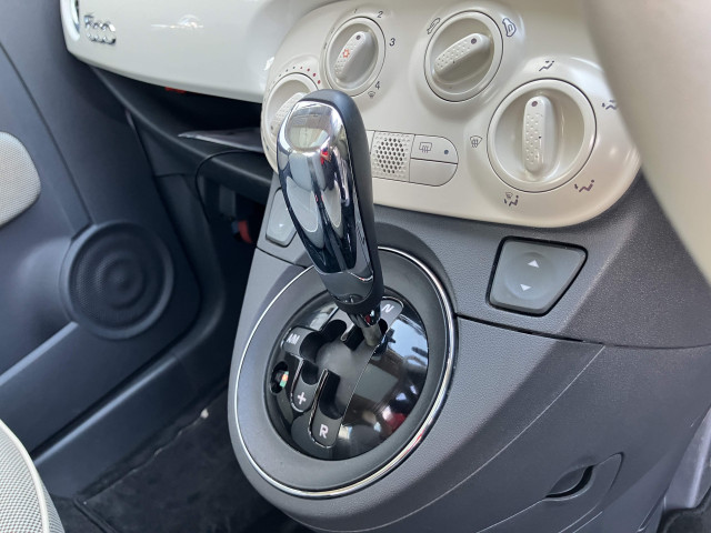 フィアット 500 1.2 8V Lounge RHDの中古車