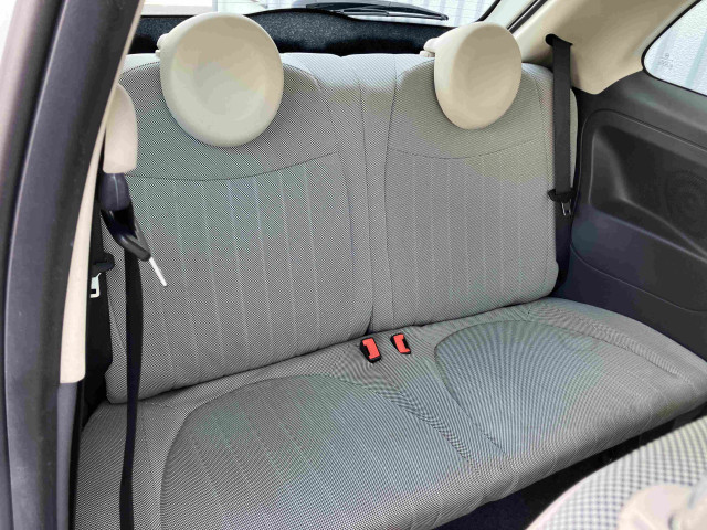 フィアット 500 1.2 8V Lounge RHDの中古車
