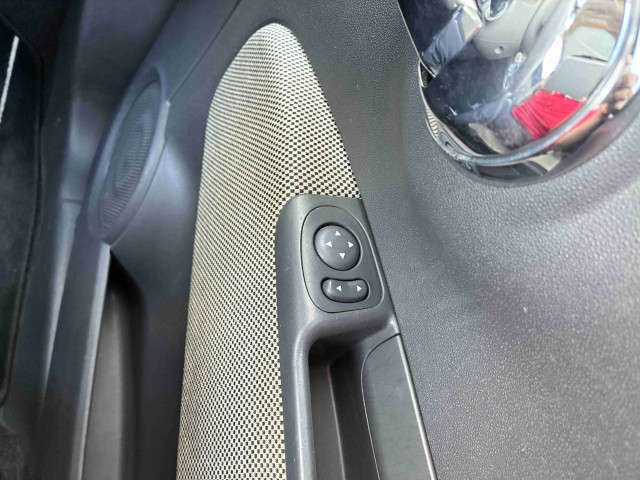 フィアット 500 1.2 8V Lounge RHDの中古車