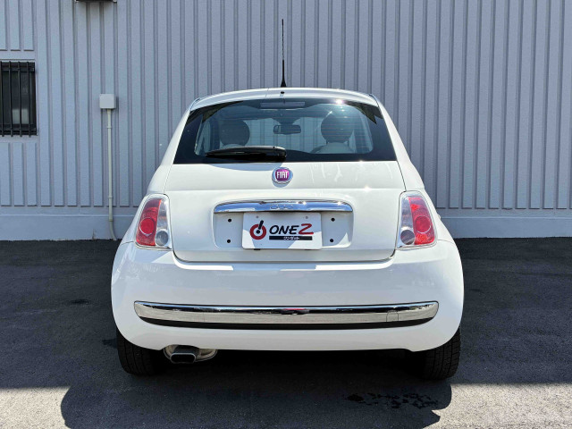 フィアット 500 1.2 8V Lounge RHDの中古車