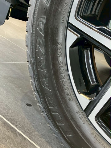 ジープ コンパス リミテッド 4WDの中古車