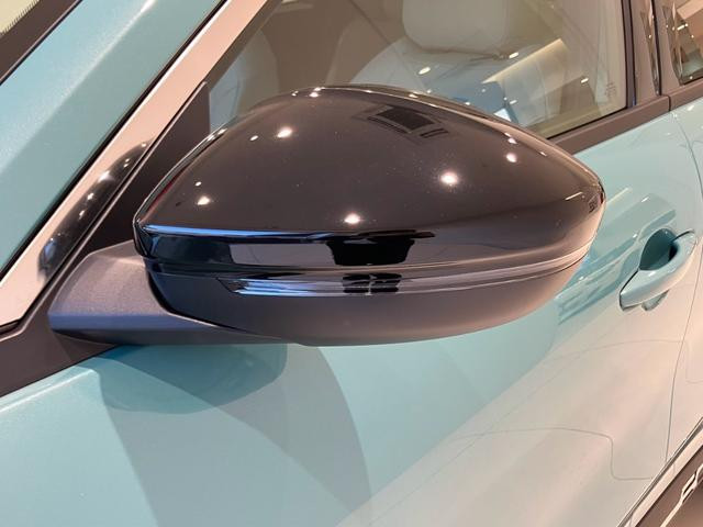 フィアット 600e ラ プリマの中古車