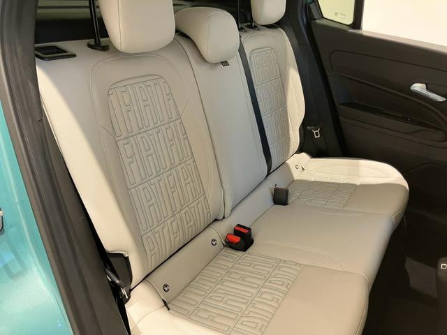 フィアット 600e ラ プリマの中古車