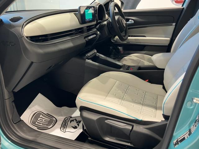 フィアット 600e ラ プリマの中古車