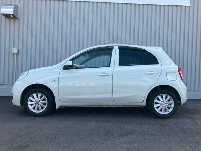 日産 マーチ ボレロの中古車