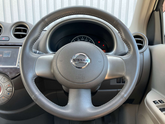 日産 マーチ ボレロの中古車