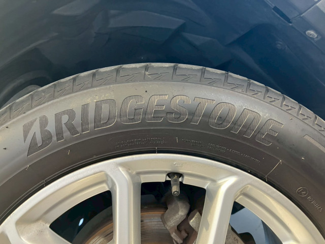 ジープ レネゲード リミテッドの中古車
