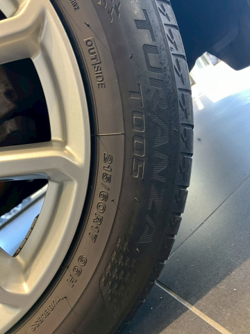 ジープ レネゲード リミテッドの中古車