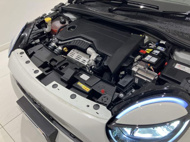 フィアット 600e ラ プリマの中古車