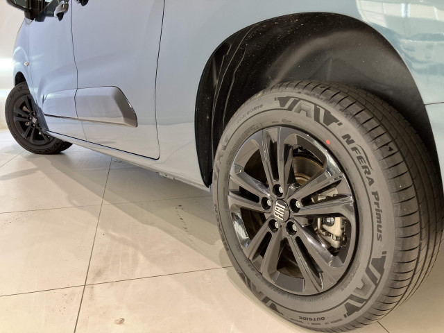 フィアット ドブロ 1.5 ディーゼルターボの中古車