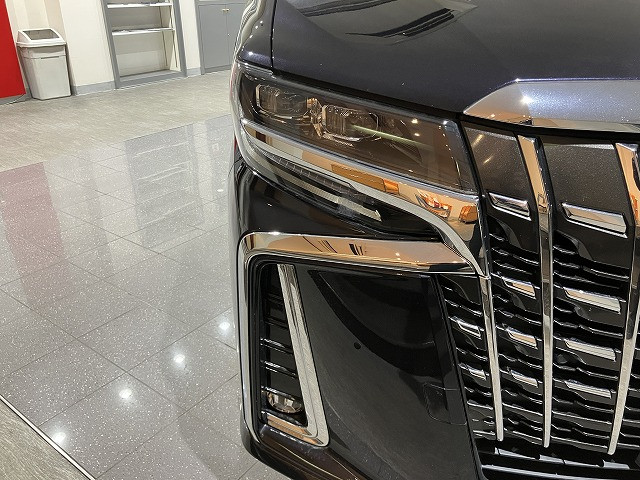 トヨタ アルファードハイブリッド ハイブリッド 2.5 SR E-Four 4WDの中古車
