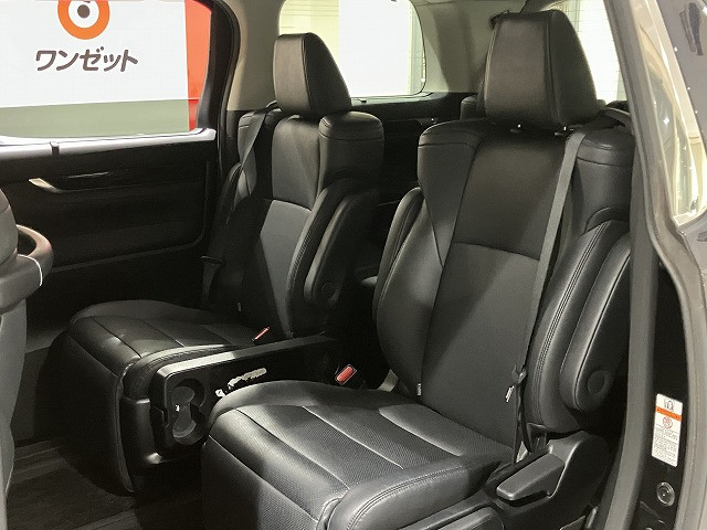 トヨタ アルファードハイブリッド ハイブリッド 2.5 SR E-Four 4WDの中古車