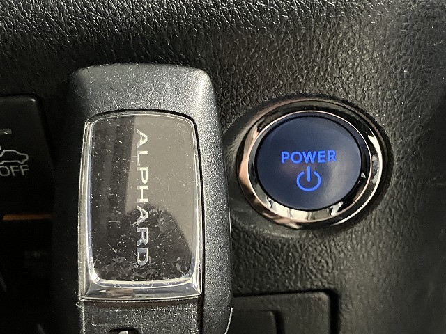トヨタ アルファードハイブリッド ハイブリッド 2.5 SR E-Four 4WDの中古車