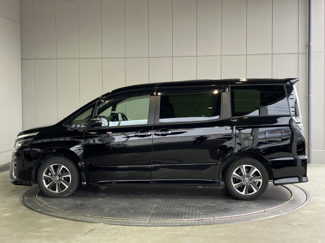 トヨタ ヴォクシー 2.0 ZS 煌Ⅲの中古車