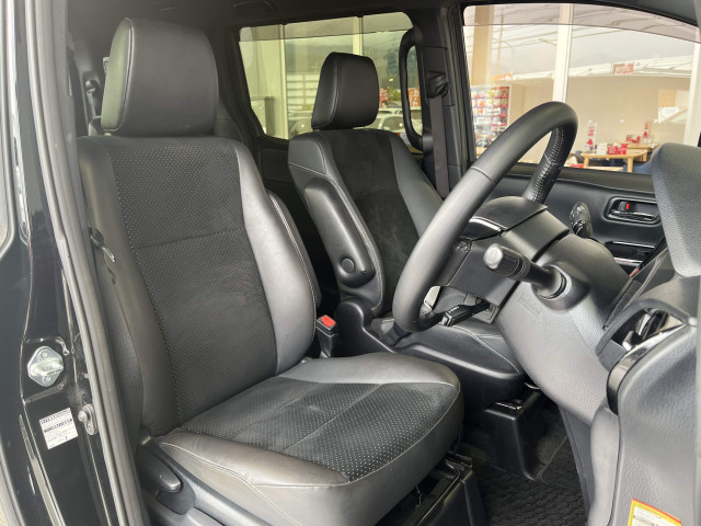トヨタ ヴォクシー 2.0 ZS 煌Ⅲの中古車