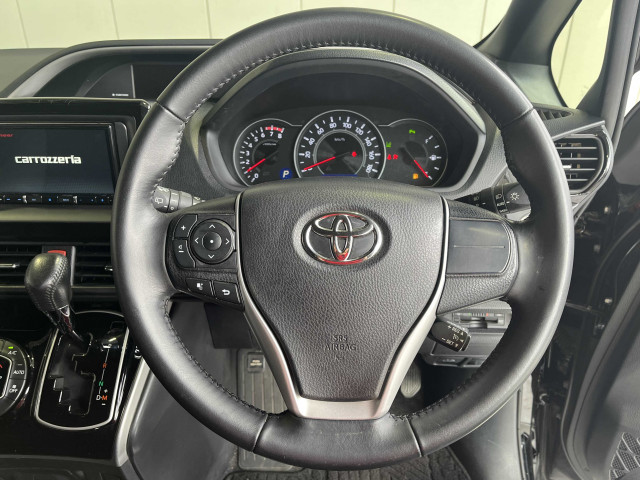 トヨタ ヴォクシー 2.0 ZS 煌Ⅲの中古車