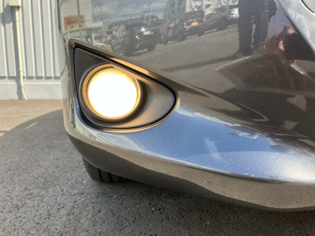 トヨタ ヴィッツ Fの中古車