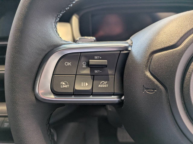 ジープ アベンジャー 4xe ハイブリッド アップランド 4WDの中古車