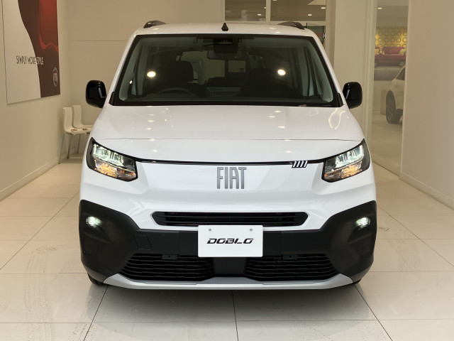 フィアット ドブロ チンクエ ビアンコ ジェラート ディーゼルターボの中古車