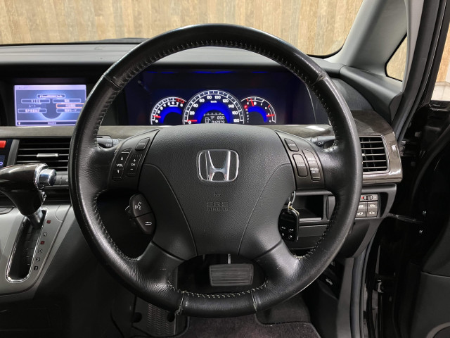 ホンダ エリシオン 3.0 VG エアロ HDDナビスペシャルパッケージの中古車