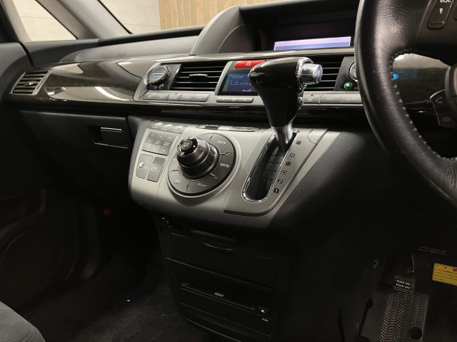 ホンダ エリシオン 3.0 VG エアロ HDDナビスペシャルパッケージの中古車