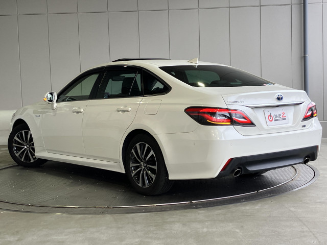 トヨタ クラウン ハイブリッド 2.5 S Cパッケージの中古車