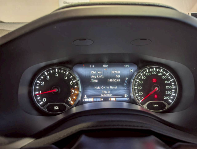 ジープ レネゲード トレイルホーク 4WDの中古車