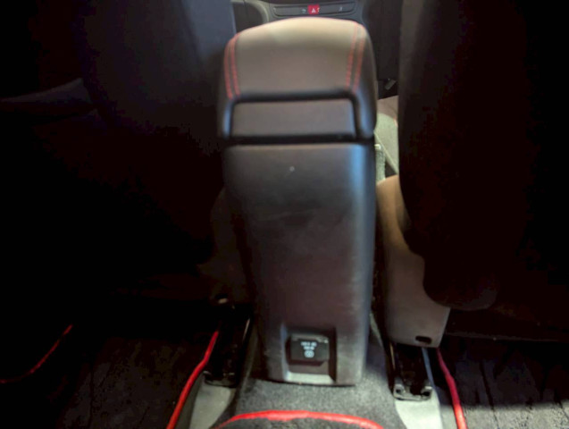 ジープ レネゲード トレイルホーク 4WDの中古車