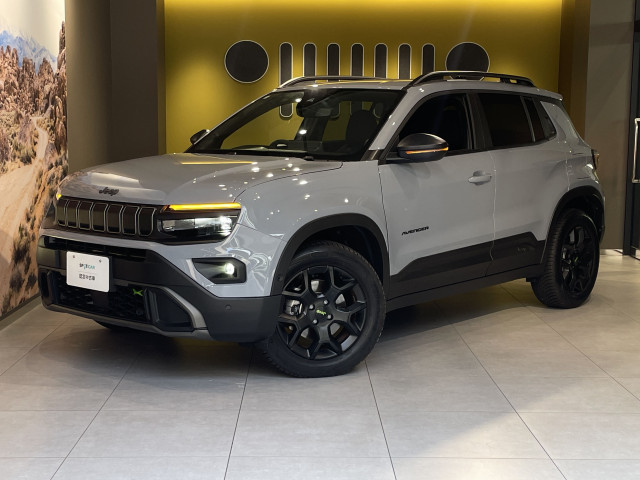 ジープ アベンジャー 4xe ハイブリッド アップランド 4WDの中古車