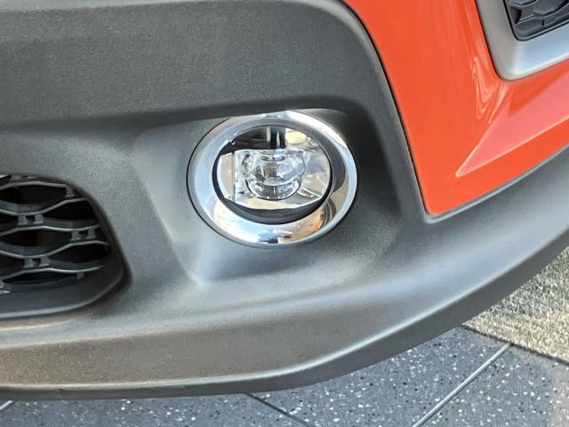 ジープ レネゲード リミテッドの中古車