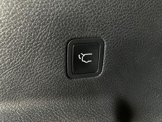 ジープ コマンダー リミテッド ディーゼルターボ 4WDの中古車