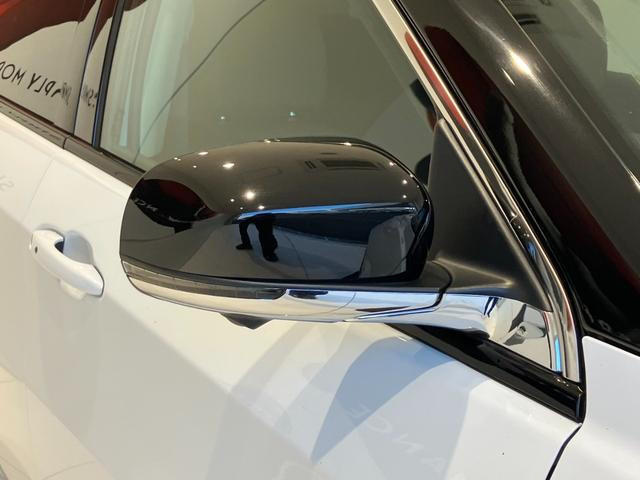 ジープ コマンダー リミテッド ディーゼルターボ 4WDの中古車