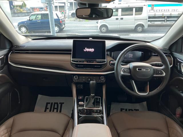 ジープ コマンダー リミテッド ディーゼルターボ 4WDの中古車