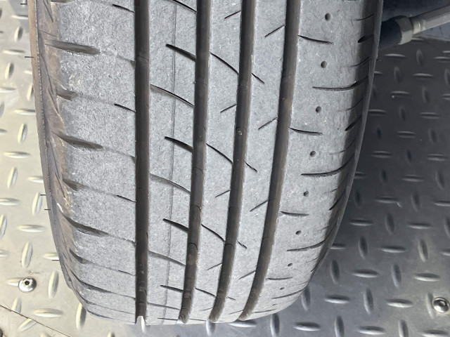 トヨタ ヴォクシー 1.8 ハイブリッド Vの中古車