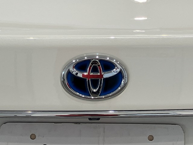 トヨタ クラウンロイヤルハイブリッド ハイブリッド 2.5 ロイヤルサルーンの中古車