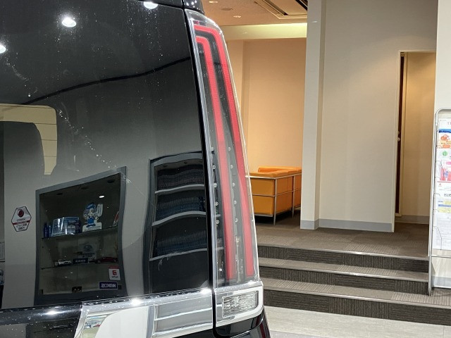 トヨタ エスクァイア 2.0 Gi プレミアムパッケージの中古車