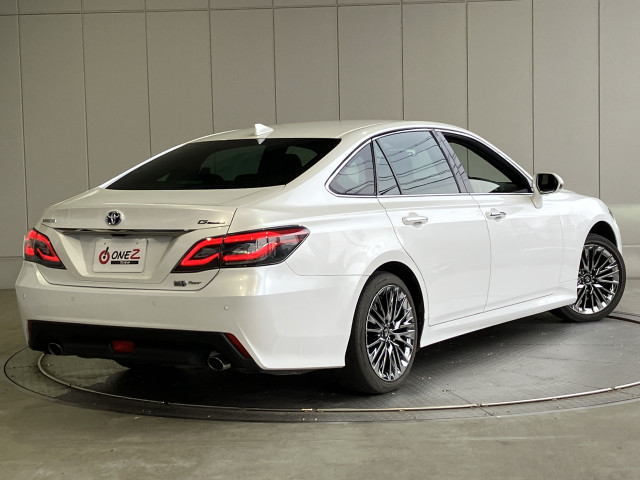 トヨタ クラウン ハイブリッド 2.5 G エグゼクティブ Four 4WDの中古車